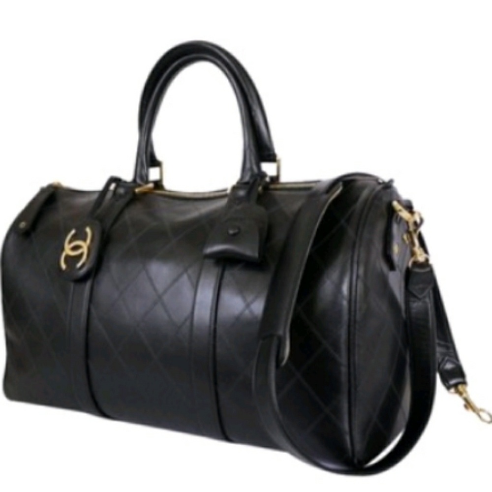 COPY - CHANEL Dufflebag